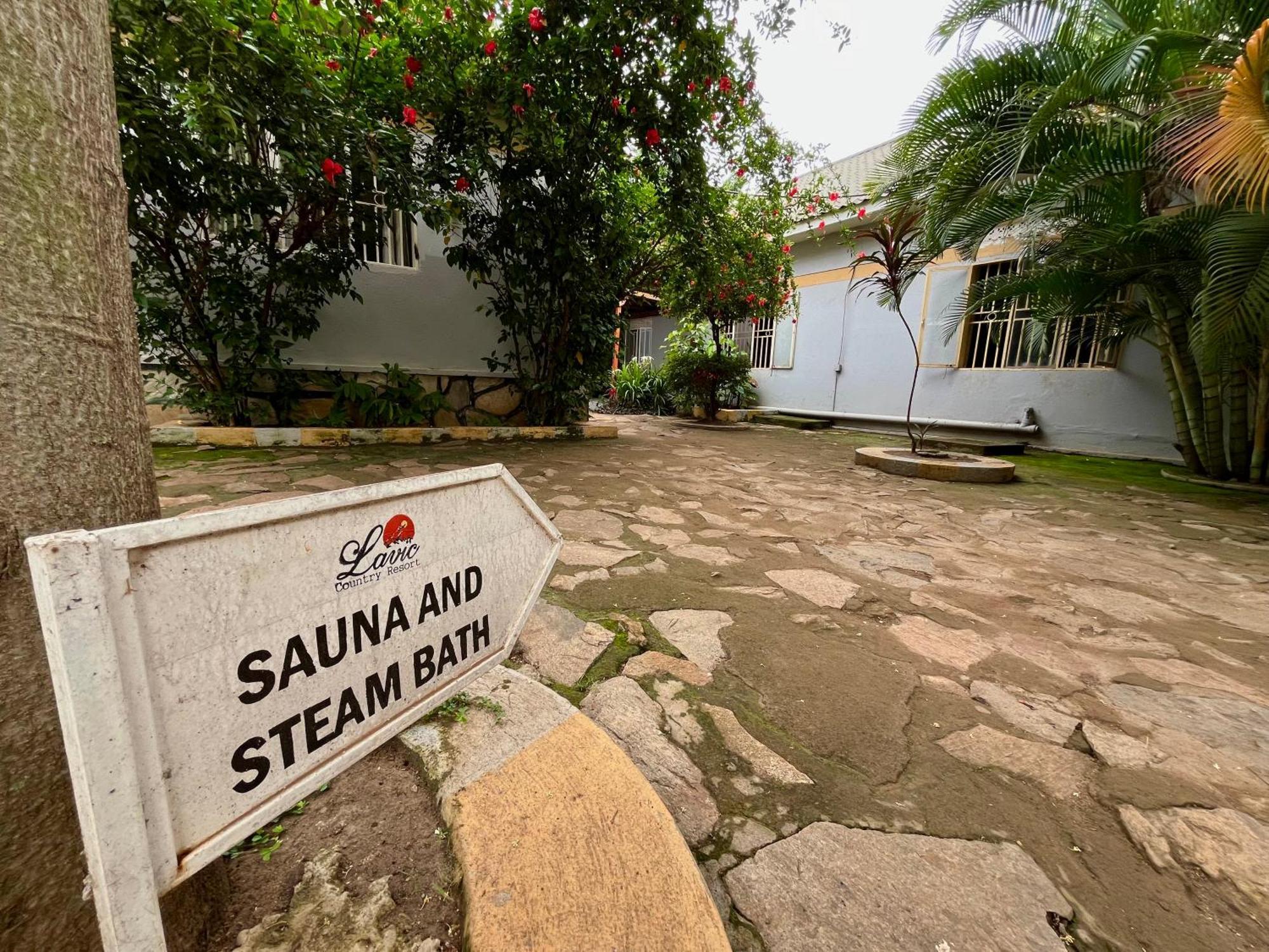 Lavic Country Resort Adjumani Exterior photo